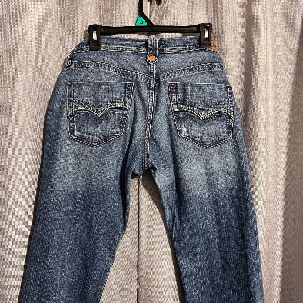 Levi’s Bootcut Button up - Picture 2 of 5